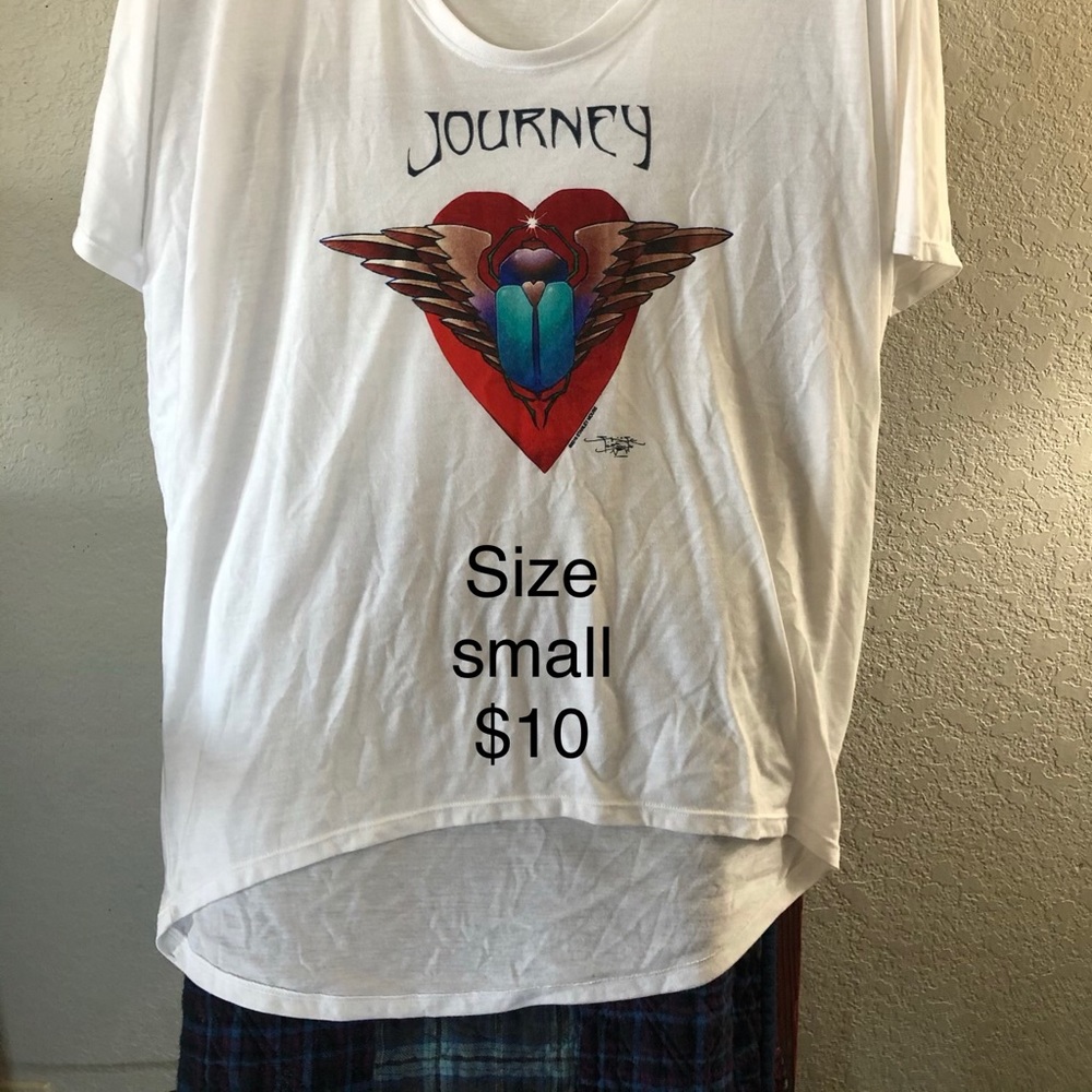 Graphic tee - Picture 2 of 2